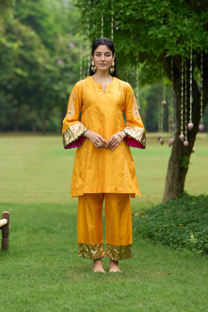 Phillauri Vol 3 mustard silk choga set ( set of 2)