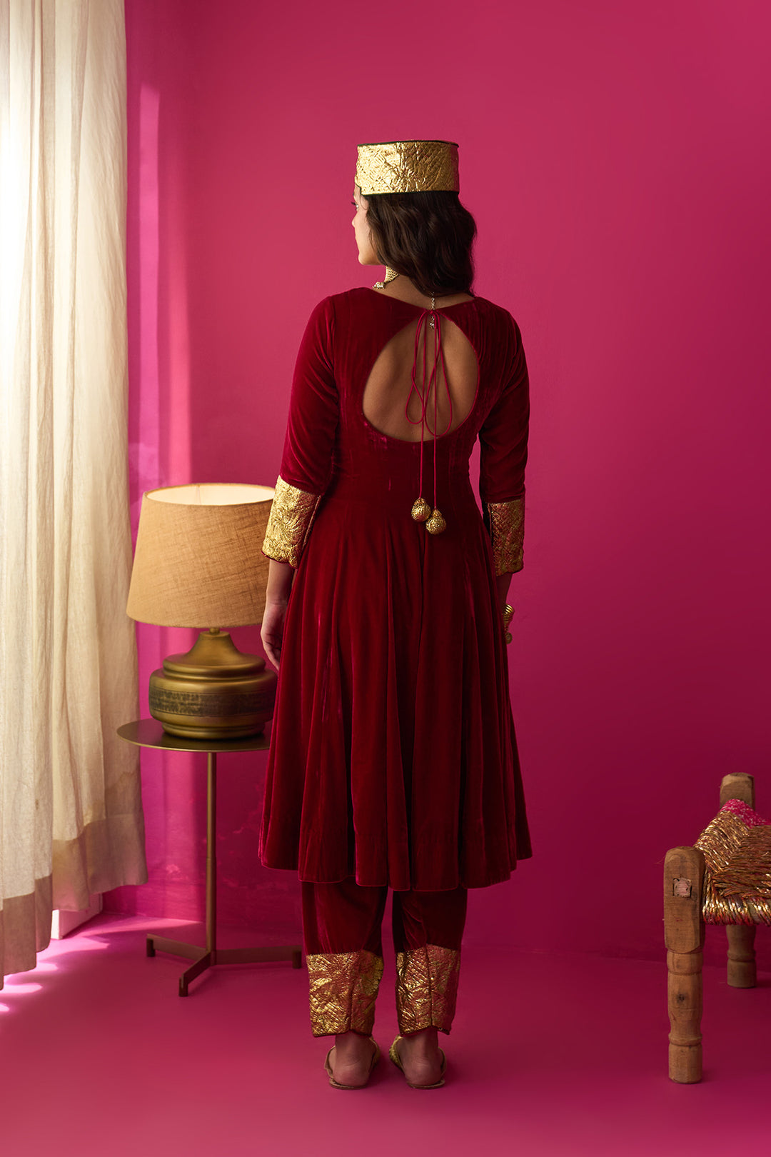 Nur pink silk velvet kurta with salwar and dupatta (set of 3)