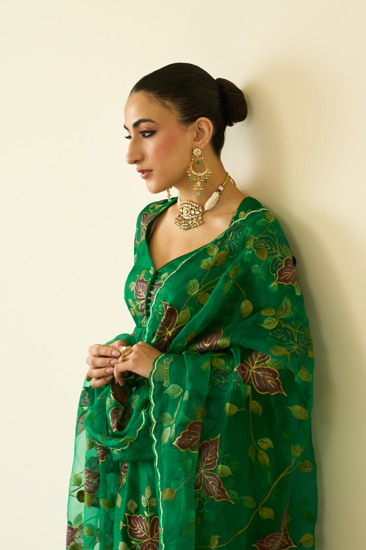 Saanjh Green Silk Handpaint Sweetheart Kurta With Palazzo And Dupatta ( Set Of 3)