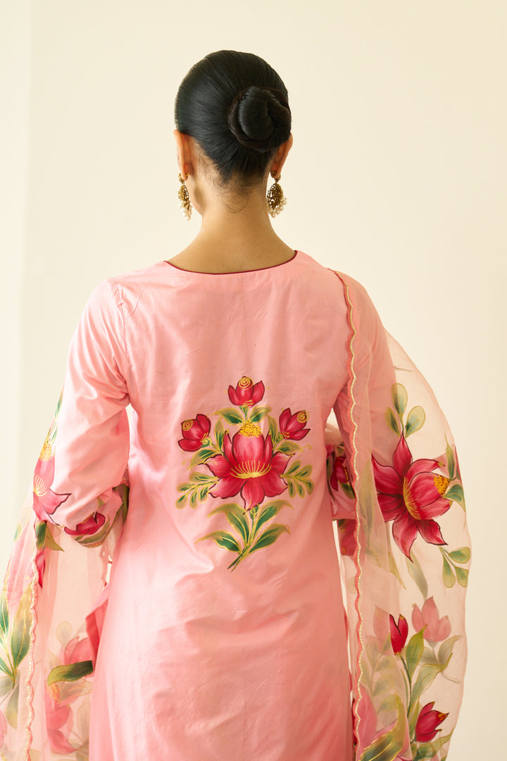 Saanjh Peach Silk Handpainted Straight Kurta With Palazzo And Dupatta ( Set Of 3)