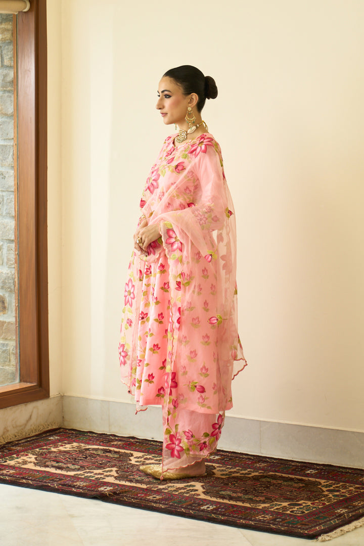 Saanjh Peach Silk Handpainted Kalidar Kurta With Palazzo And Dupatta ( Set Of 3)