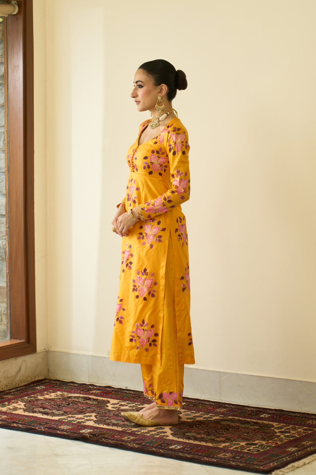 Saanjh Mustard Silk Handpaint Sweetheart Kurta With Palazzo And Dupatta ( Set Of 3)