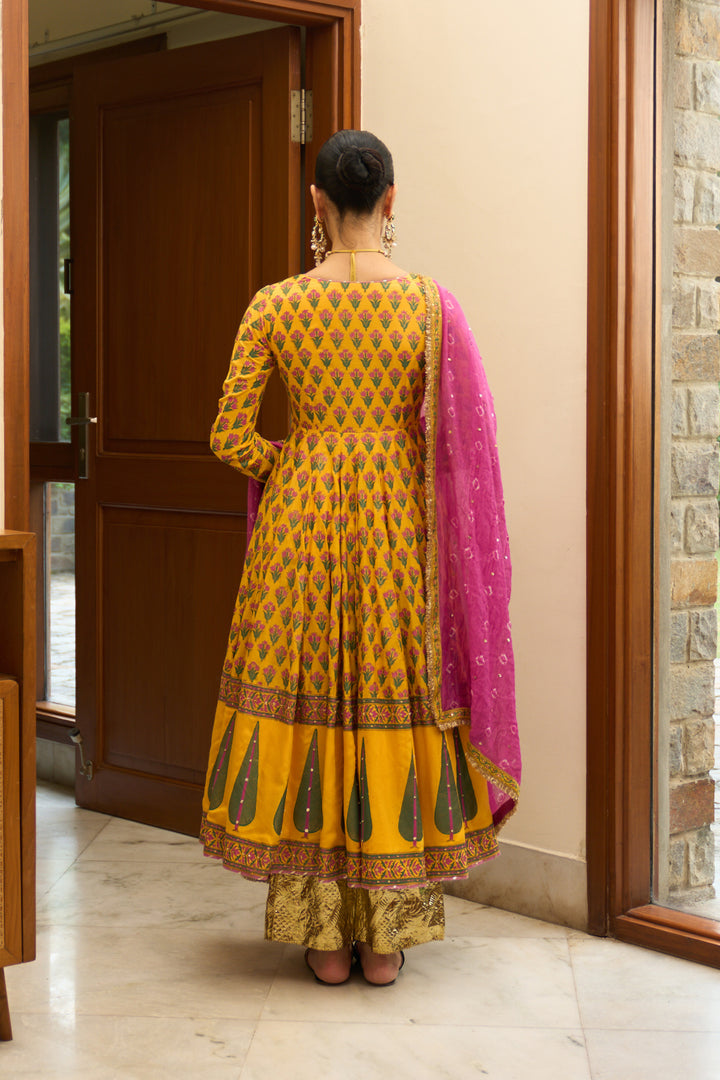 Saanjh block printed mustard anarkali with palazzo and bandhej dupatta ( set of 3)