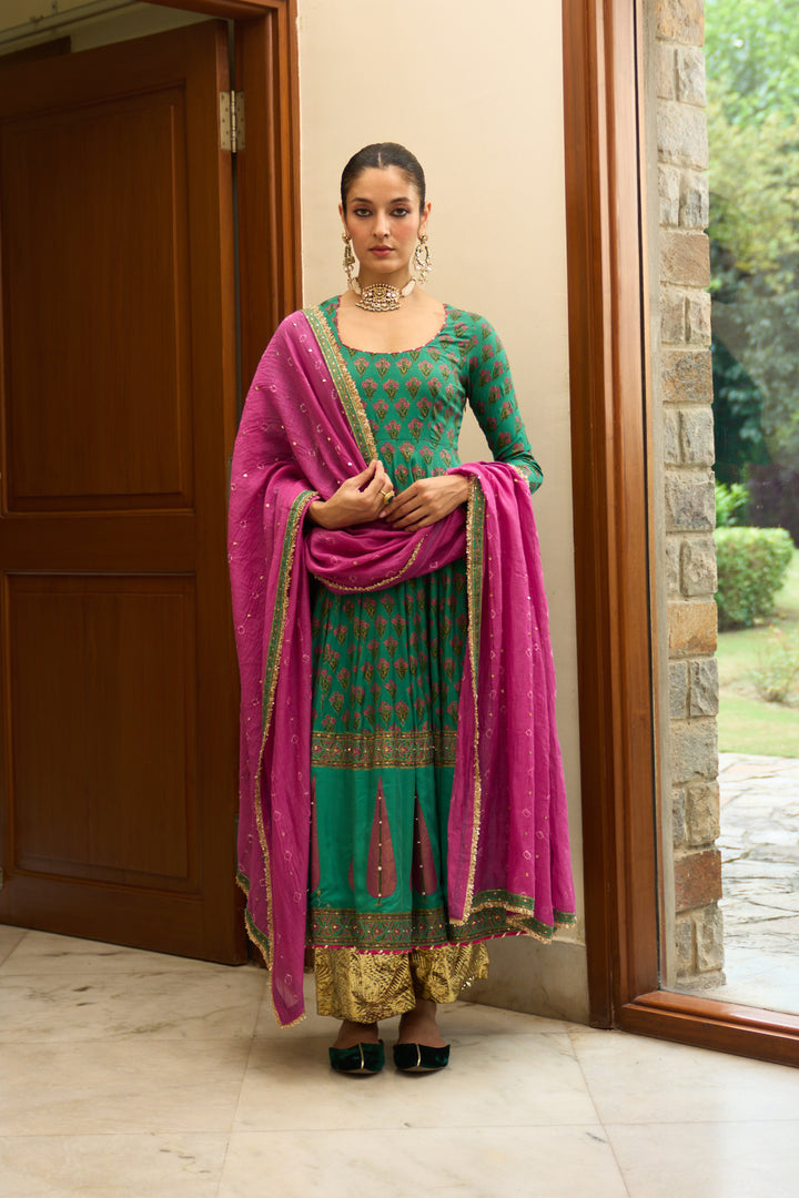 Saanjh block printed green anarkali with palazzo and bandhej dupatta ( set of 3)
