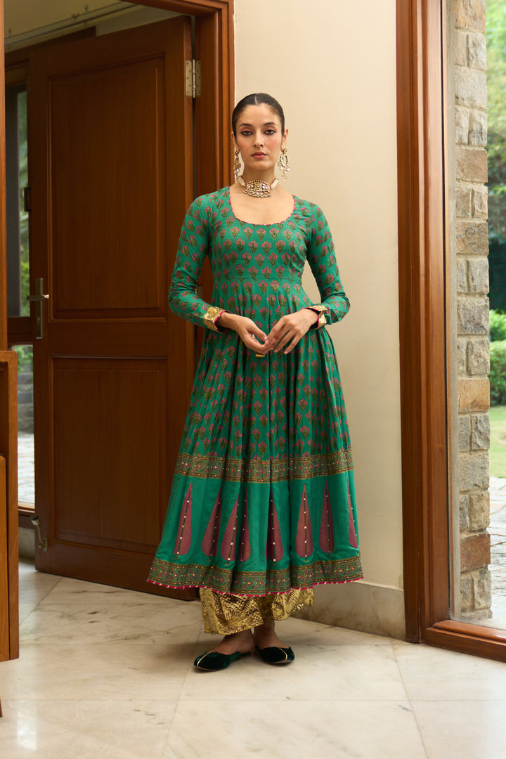 Saanjh block printed green anarkali with palazzo and bandhej dupatta ( set of 3)
