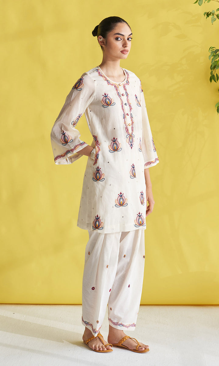 Gulmohar Ivory Chikankari Short Kurta With Salwar ( Set Of 2)