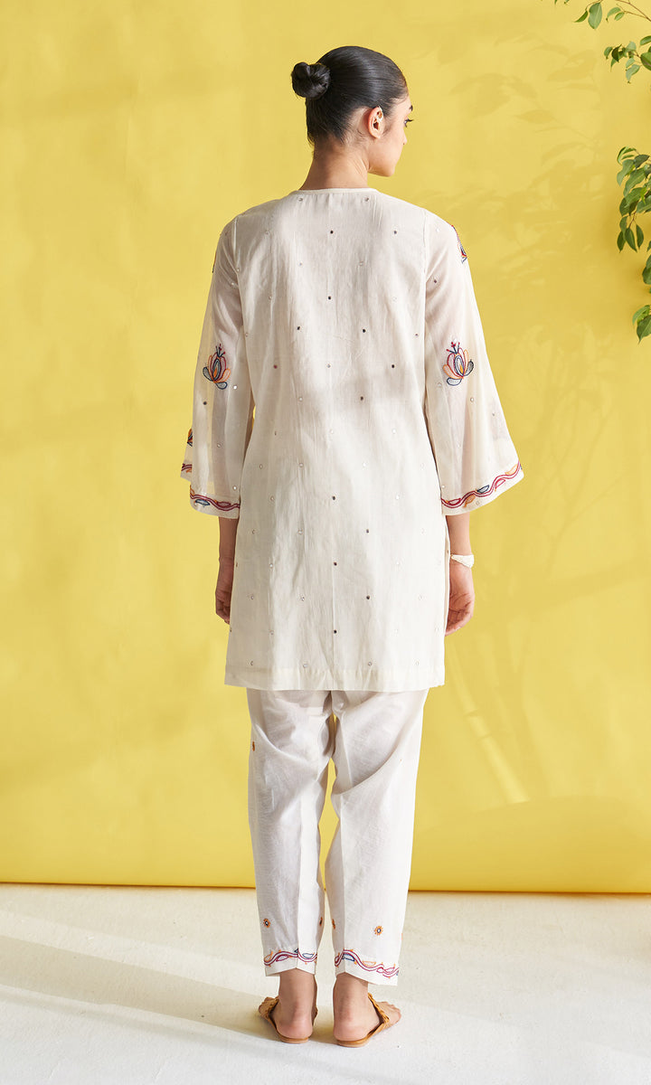 Gulmohar Ivory Chikankari Short Kurta With Salwar ( Set Of 2)