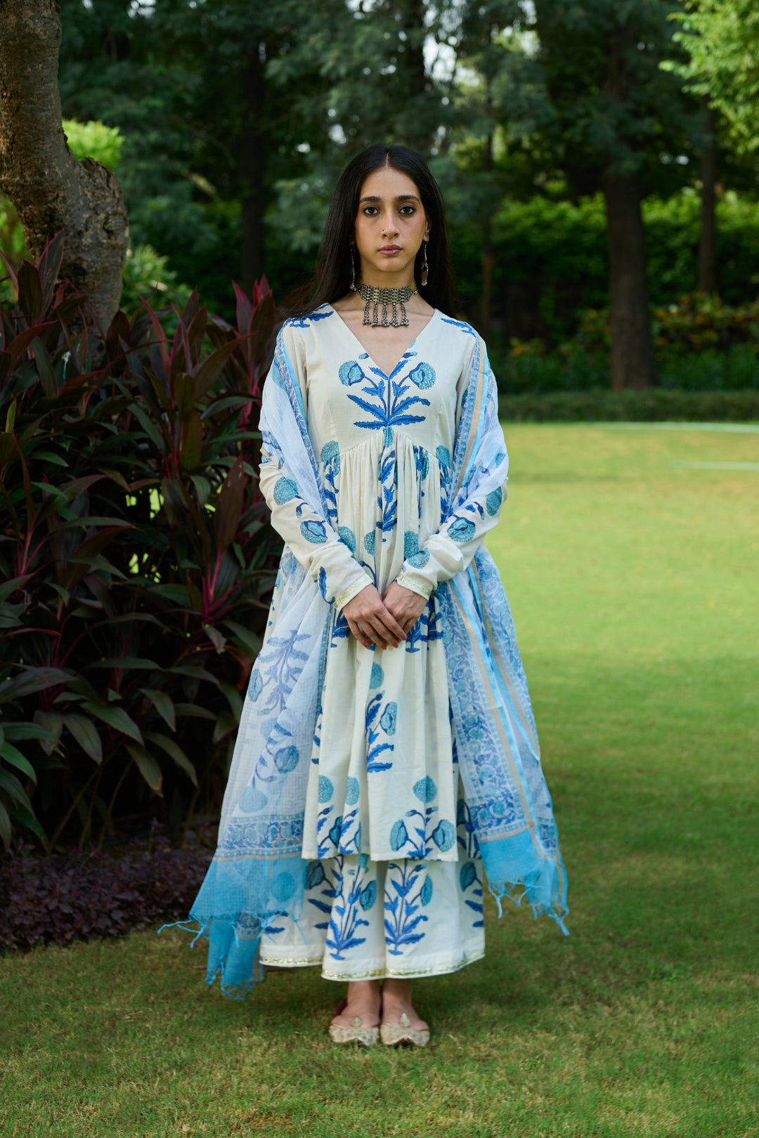 Boota Blue V Neck Mughal Gathered Kurta With Kali Palazzo And Dupatta ( Set Of 3)