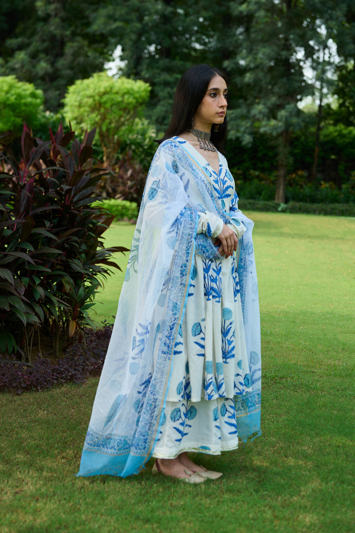 Boota Blue V Neck Mughal Gathered Kurta With Kali Palazzo And Dupatta ( Set Of 3)