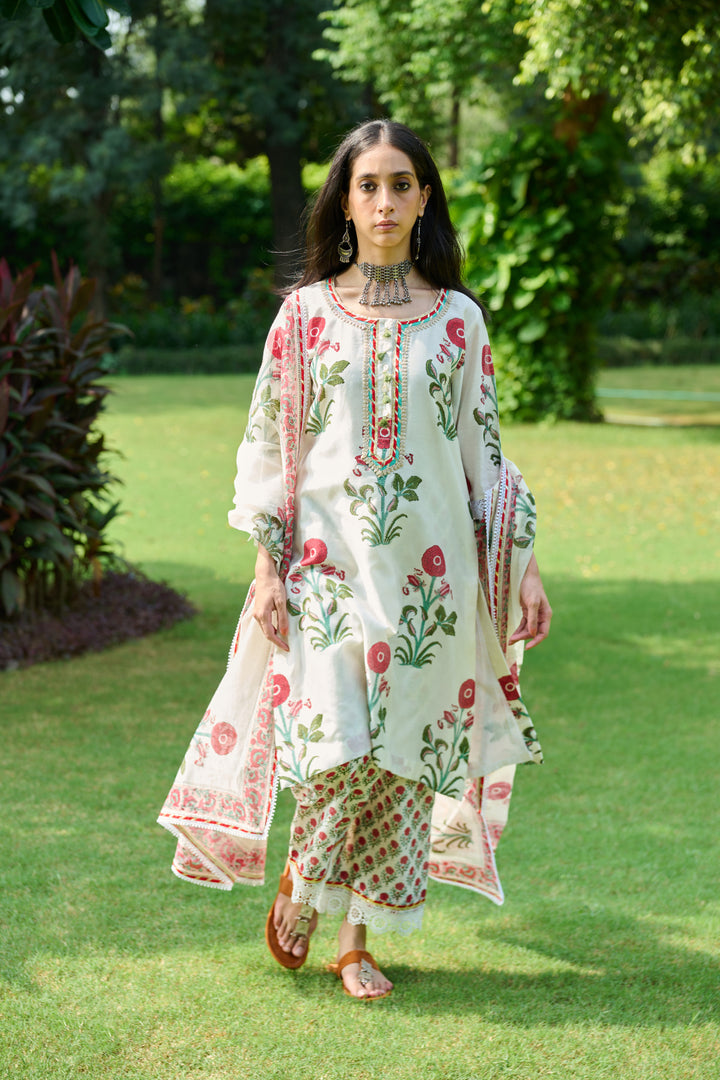 Boota Ivory Red Mughal Print Kurta With Palazzo And Dupatta ( Setof 3)