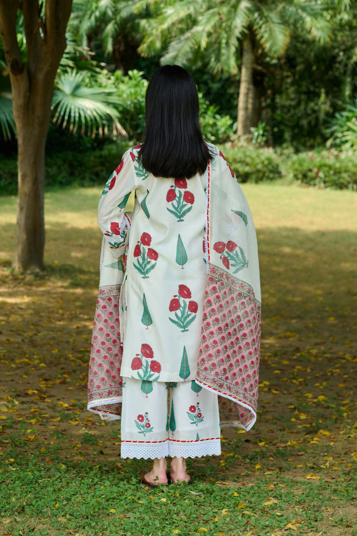 Boota Ivory Red Mughal Print Kurta With Palazzo And Dupatta ( Setof 3)