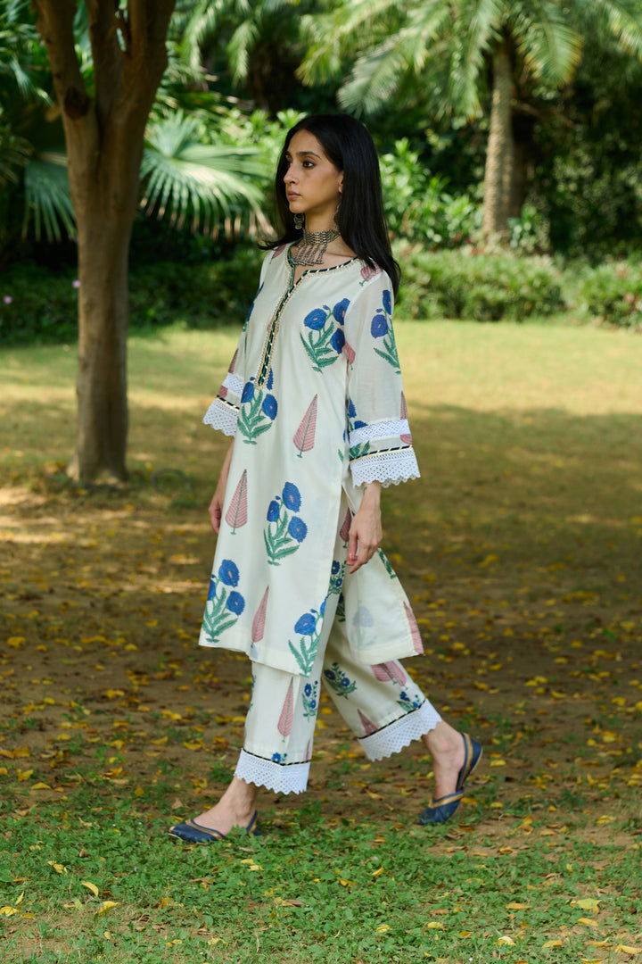 Boota Ivory Blue Mughal Print Kurta With Palazzo And Dupatta ( Setof 3)