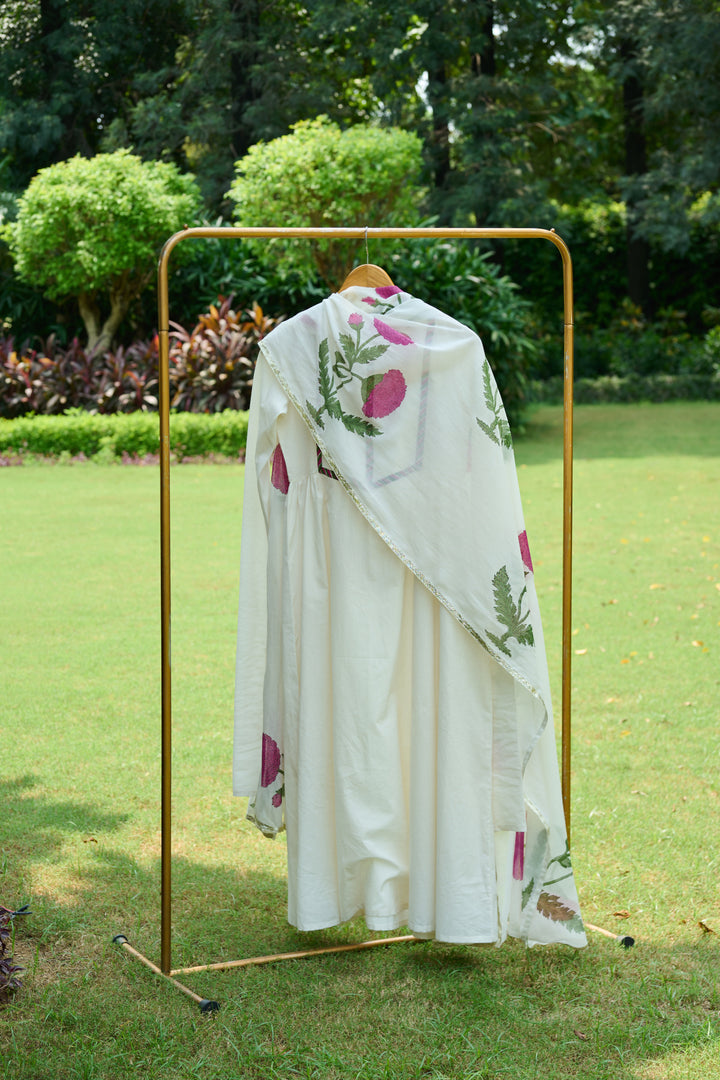 Boota Ivory Solid Anarkali With Chooridar And Mughal Dupatta ( Set Of 3)