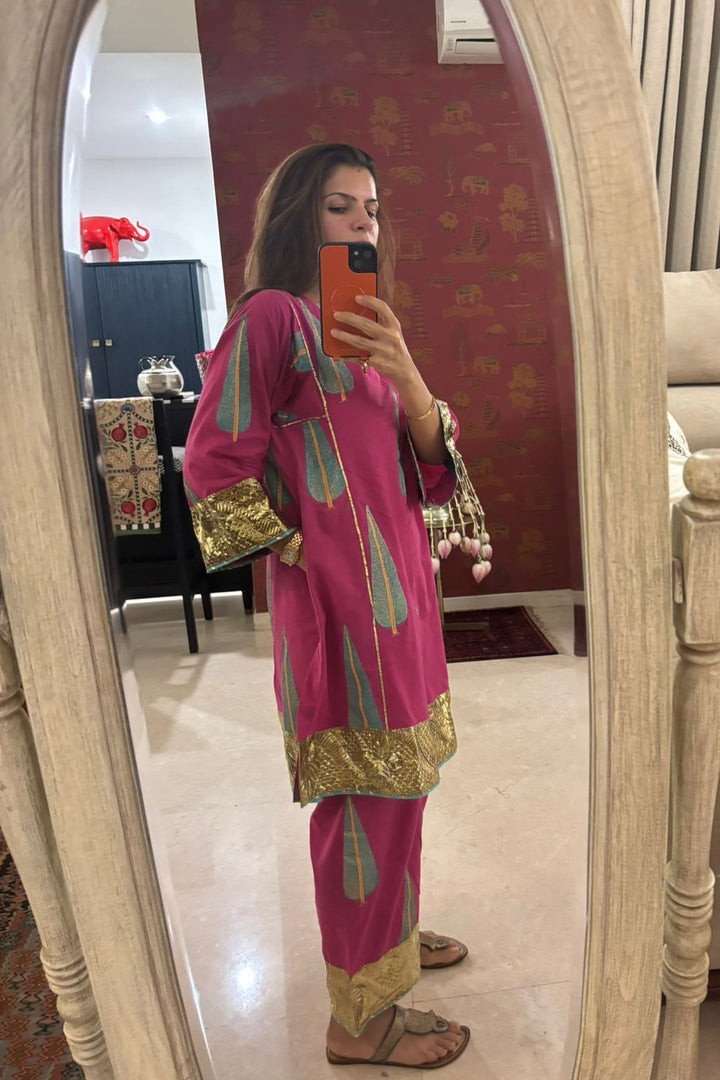 Boota Rani Pink Gulaabo choga set of 2