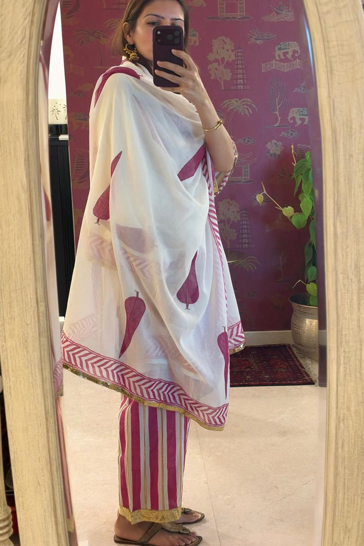 Boota Ivory choga set with chinar dupatta ( Set of 3 )