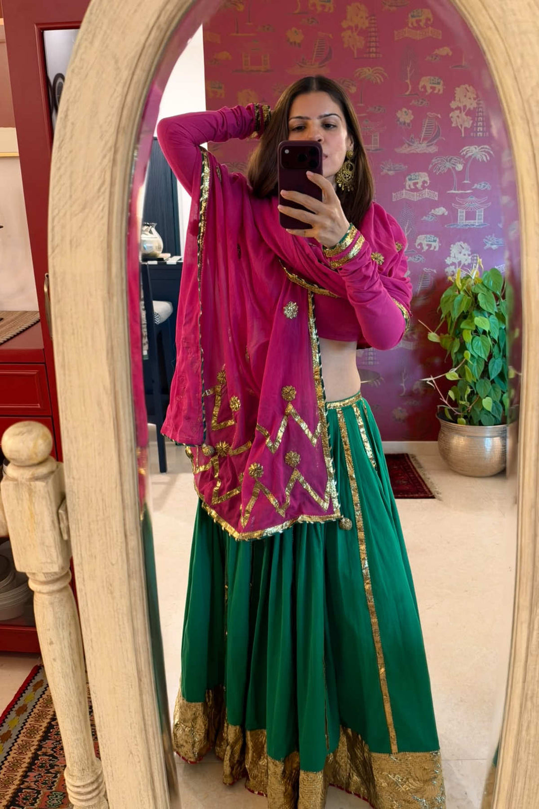 Boota Gulaabo blouse with green ghag and dupatta  (set of 3)