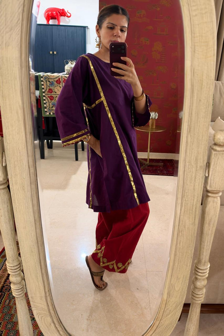 Boota jaamuni choga with sindoori salwar (set of 2)