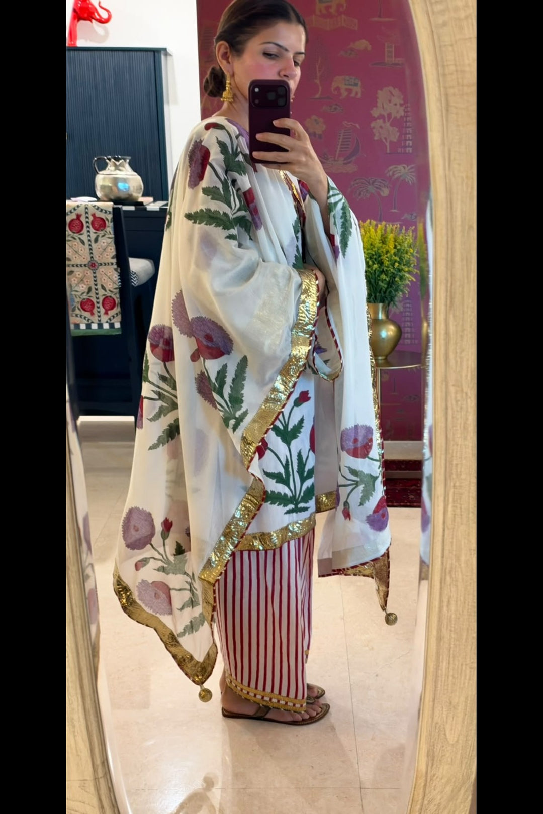 Boota Poppy choga set with printed dupatta (Set of 3 )