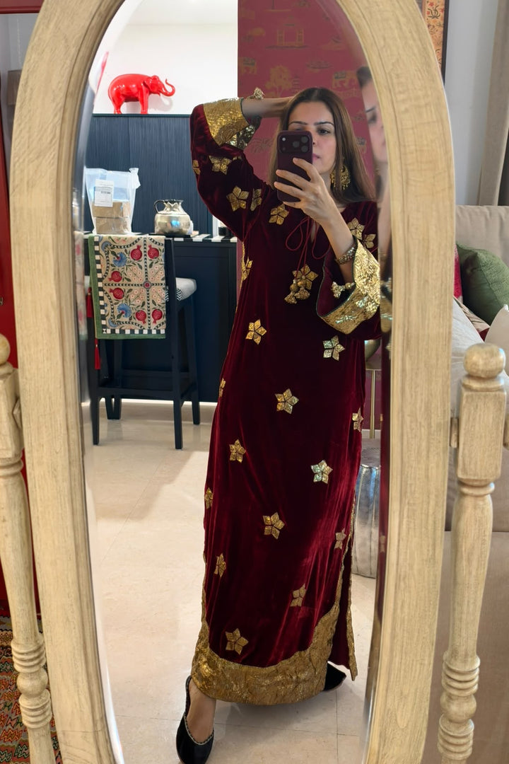 Boota phool gota velvet kaftan