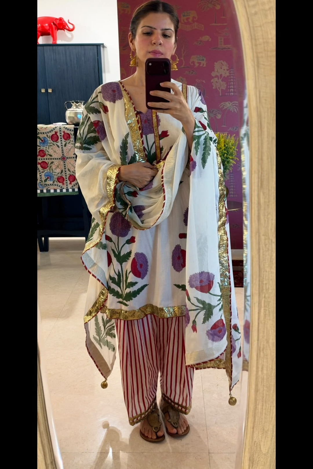 Boota Poppy choga kurta with salwar (set of 2)