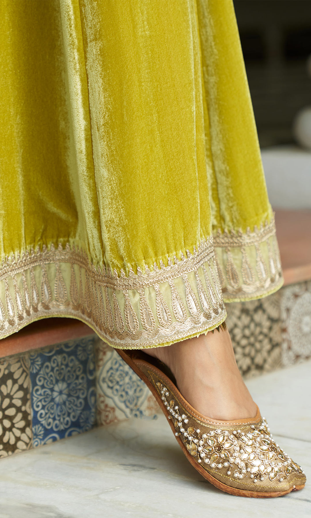 zooni foils lime green kurta with sharara and shawl set of 3 sample8