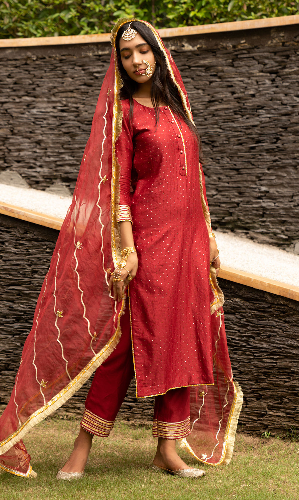 Ridhi Suri Jamaal Red Mukaish Chanderi Kurta with mukaish chanderi Palazzo and organza Dupatta - Set of 3