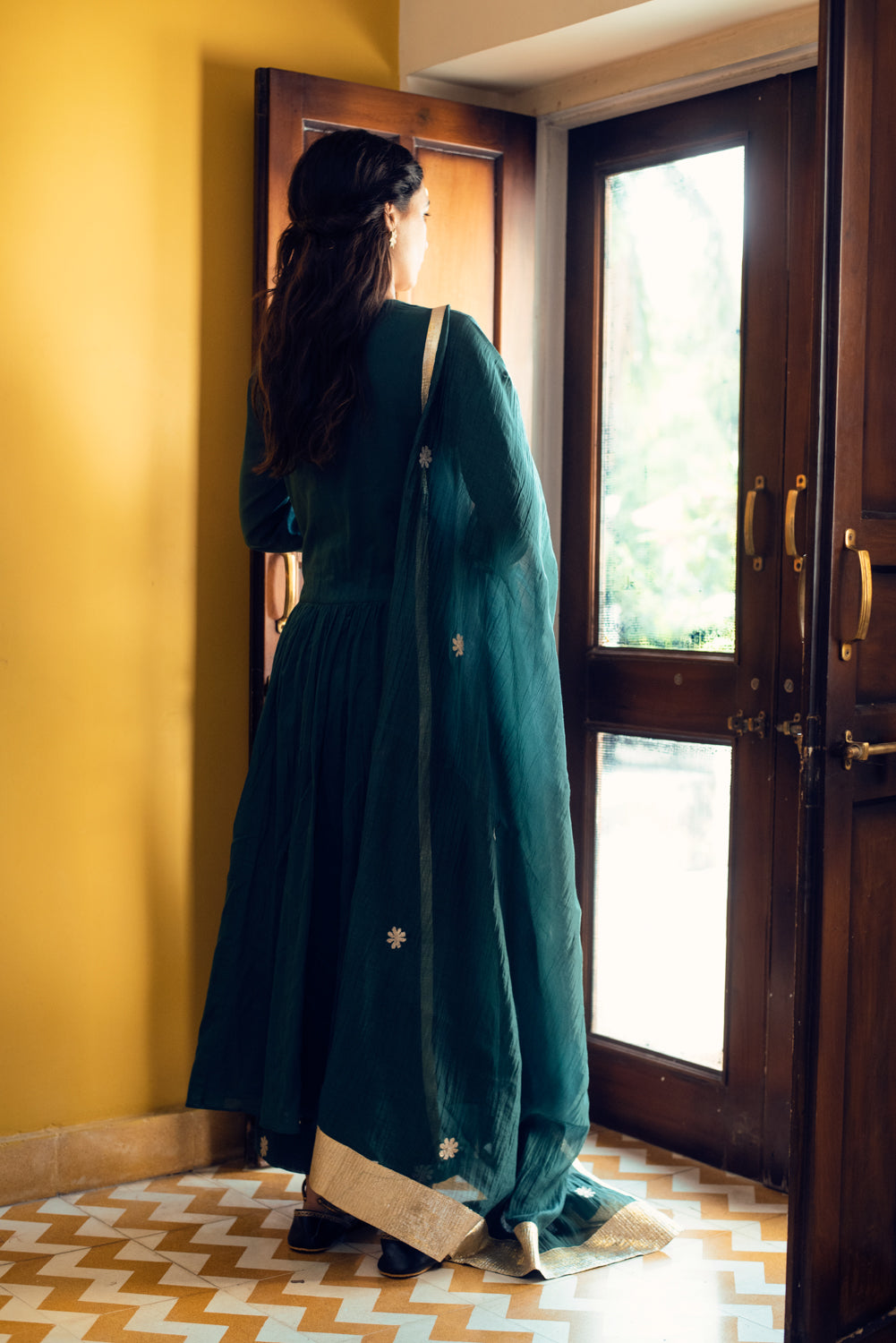 Ridhi Suri AAFREEN FLOWER GOTA YOKE GATHER DROP WAIST GATHER ANARKALI SET 0F 3 - EMERALD GREEN