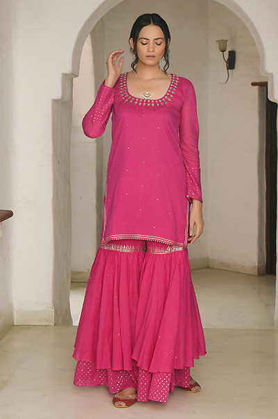 Ridhi Suri SE Rani short kurta with gharara and dupatta -set of 3