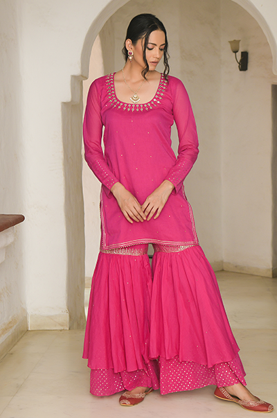 Ridhi Suri SE Rani short kurta with gharara and dupatta -set of 3