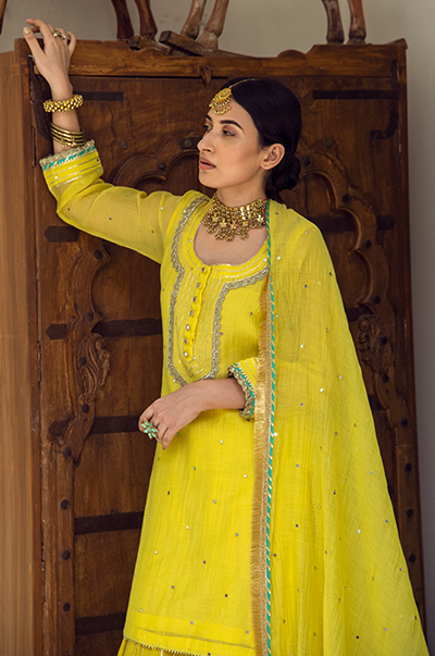 Ridhi Suri Aamna Shariff in Yellow kurta with salwar and dupatta- set of 3