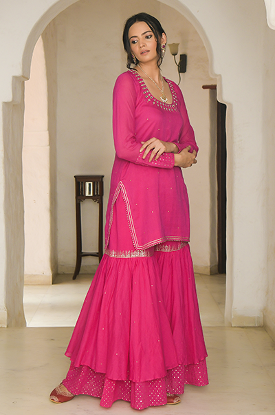 Ridhi Suri SE Rani short kurta with gharara and dupatta -set of 3