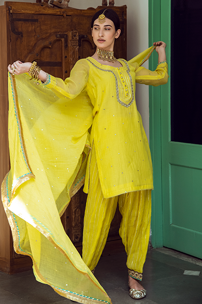 Ridhi Suri Aamna Shariff in Yellow kurta with salwar and dupatta- set of 3