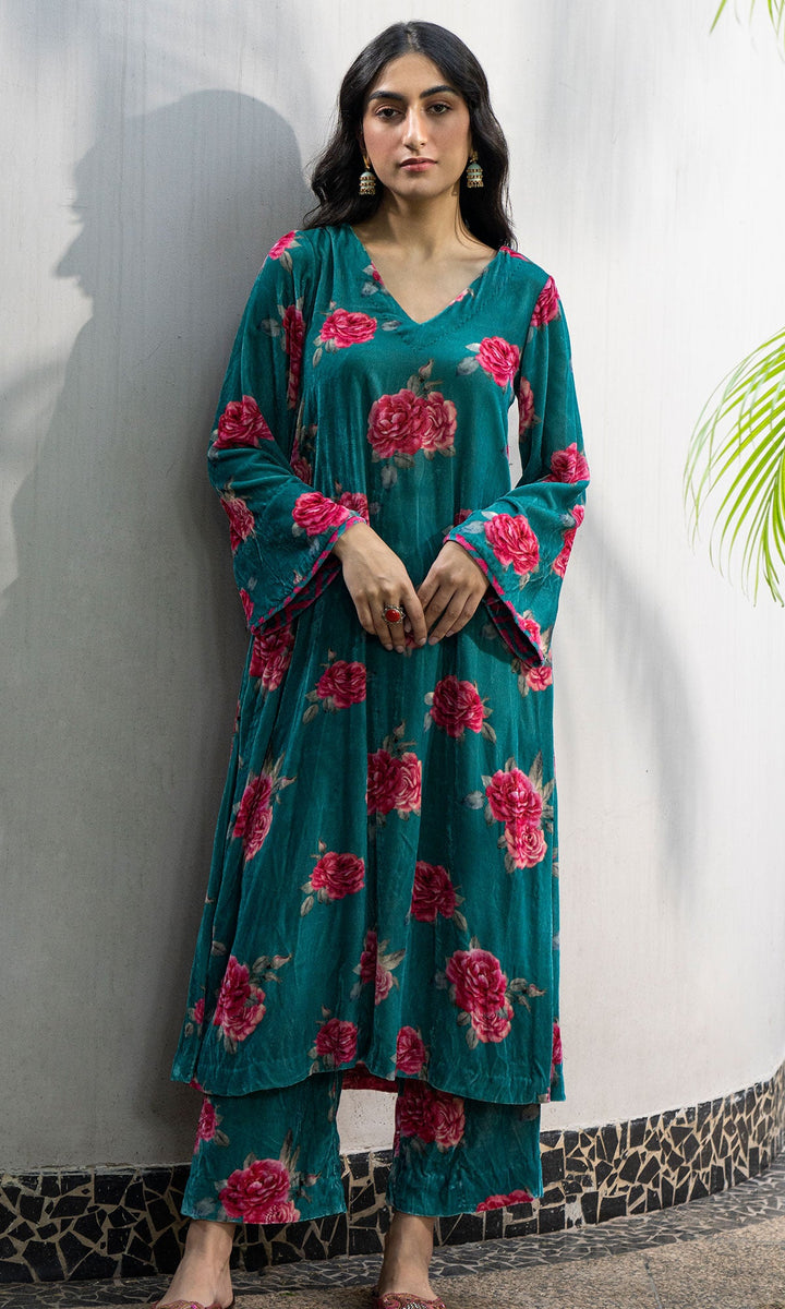 Ridhi Suri Bareen floral teal velvet straight kurta with velvet palazzo and shawl - Set of 3