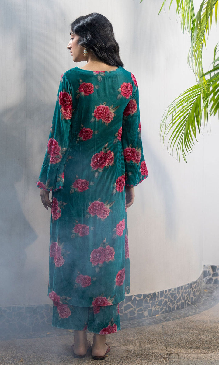 Ridhi Suri Bareen floral teal velvet straight kurta with velvet palazzo and shawl - Set of 3