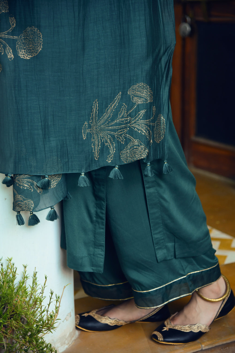 Ridhi Suri AAFREEN EMERALD GREEN PALAZZO SUIT SET OF 3
