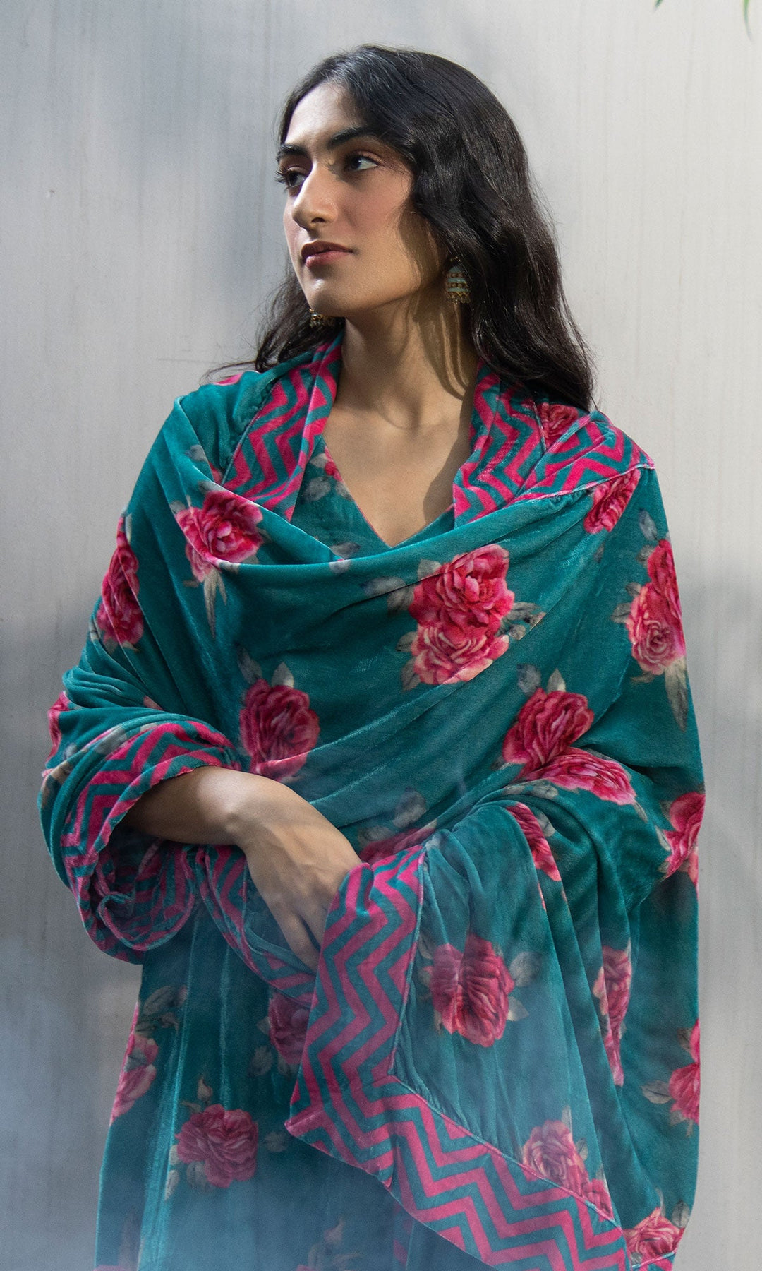 Ridhi Suri Bareen floral teal velvet straight kurta with velvet palazzo and shawl - Set of 3