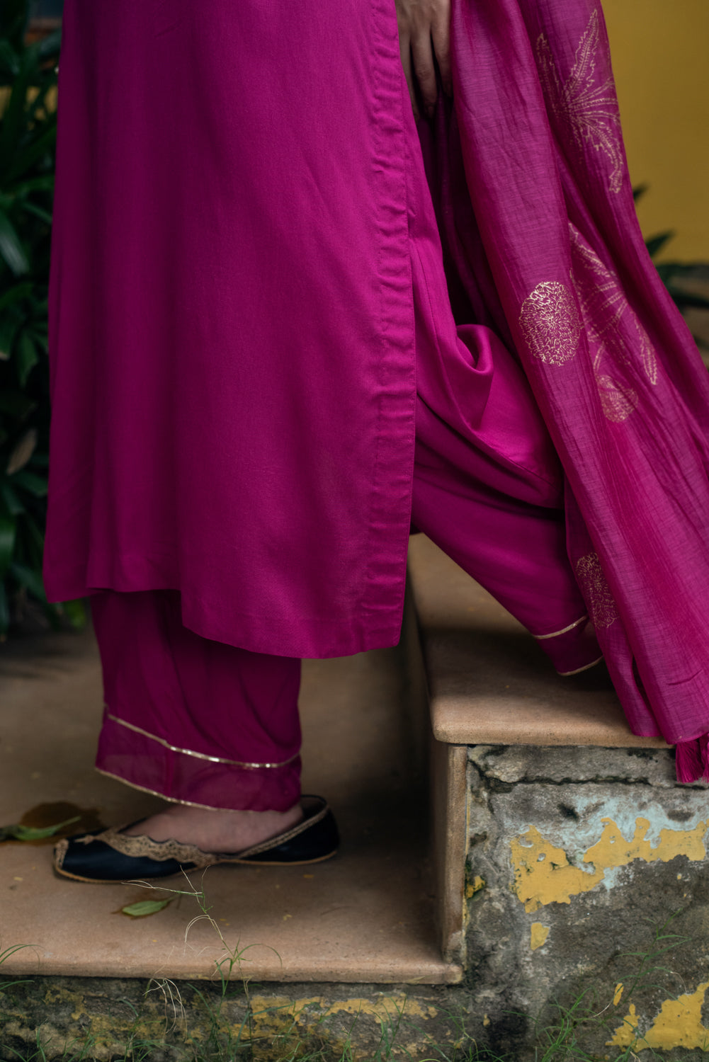 Ridhi Suri AAFREEN RANI PINK PALAZZO SUIT SET OF 3