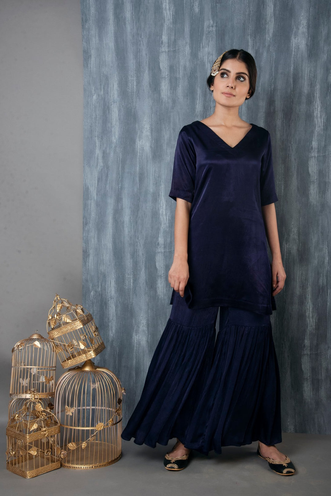 Ridhi Suri ZAR MASHRU GARARA SET OF 3 WITH FOIL PRINTED VELVET SHAWL -MIDNIGHT BLUE