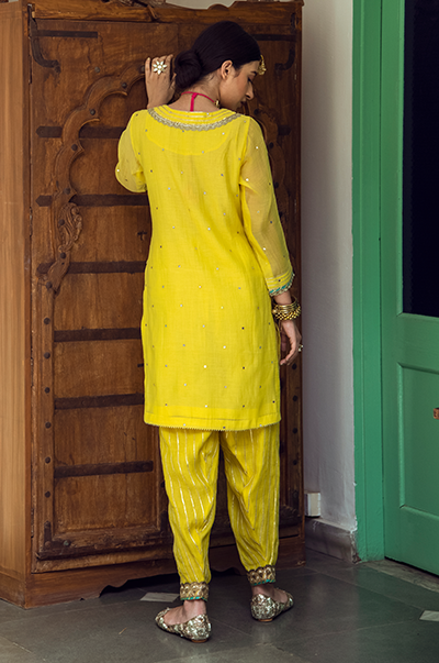 Ridhi Suri Aamna Shariff in Yellow kurta with salwar and dupatta- set of 3