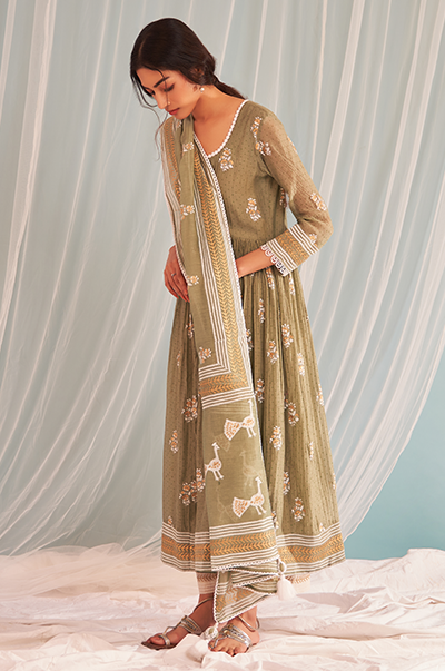 Ridhi Suri Saanjh Olive Green chanderi gather kurta with cream palazzo and dupatta - Set of 3