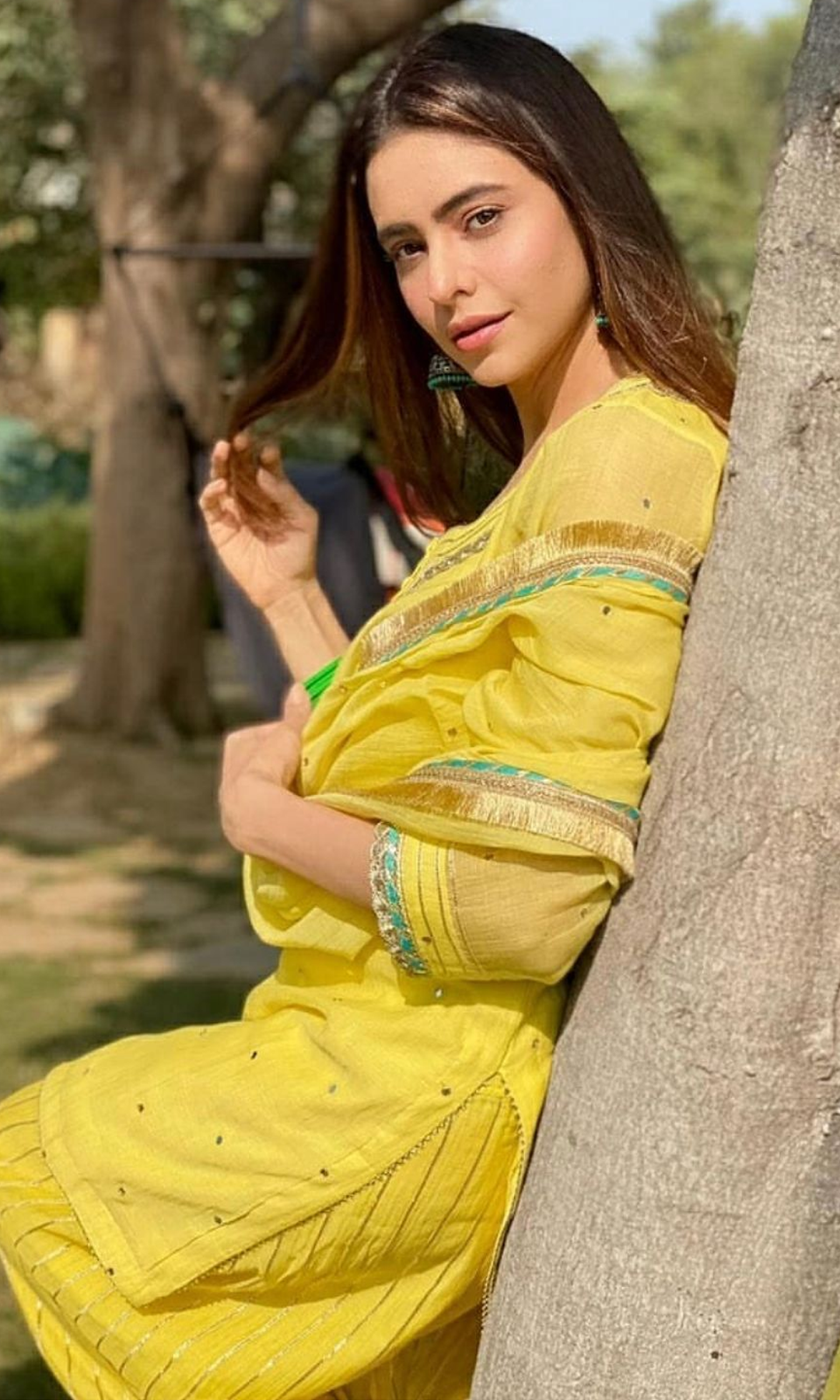 Ridhi Suri Aamna Shariff in Yellow kurta with salwar and dupatta- set of 3