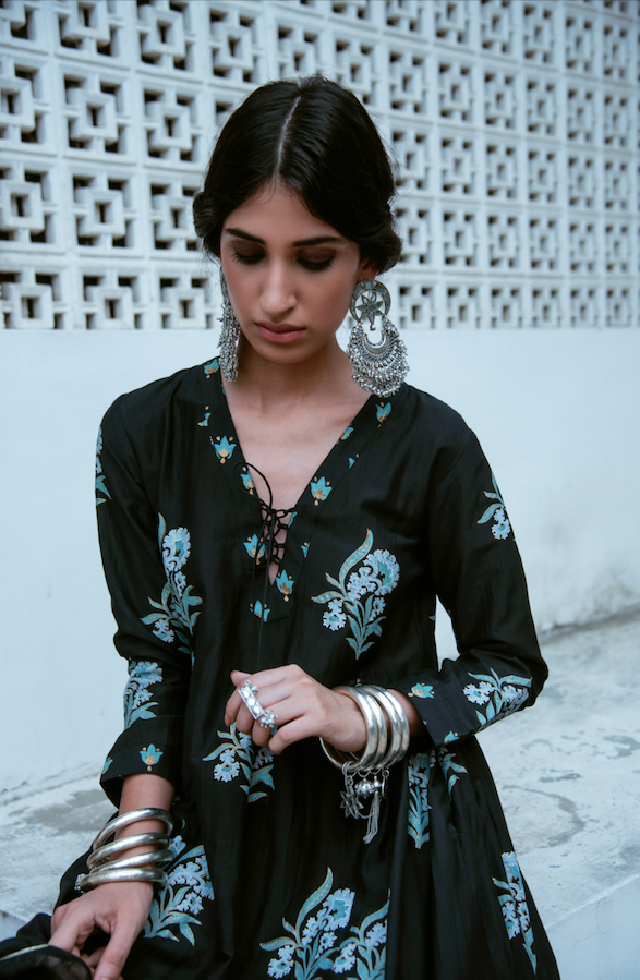 Ridhi Suri AAFREEN BLACK BLOCK PRINTED LONG KURTA PALAZZO SET