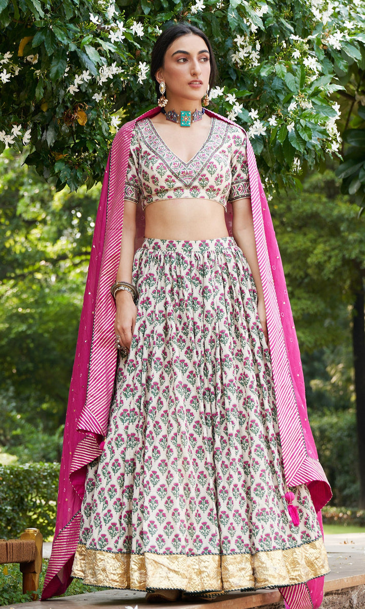 Kainaat - Pink Block Printed V-Neck Blouse With Lehenga And Dupatta - Set Of 3