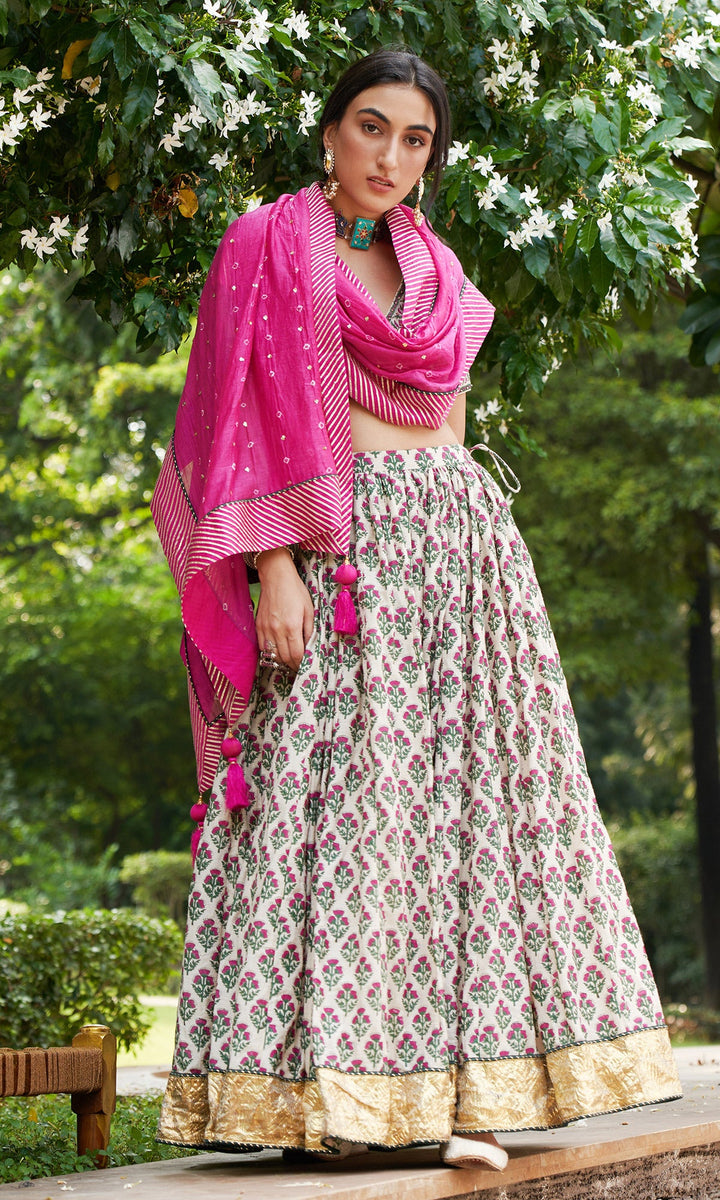 Kainaat - Pink Block Printed V-Neck Blouse With Lehenga And Dupatta - Set Of 3