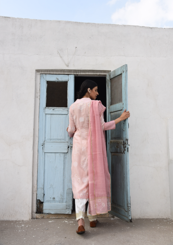 CARNATION ROSE COTTON SILK SUIT SET WITH CHANDERI DUPATTA - SET 0F 3