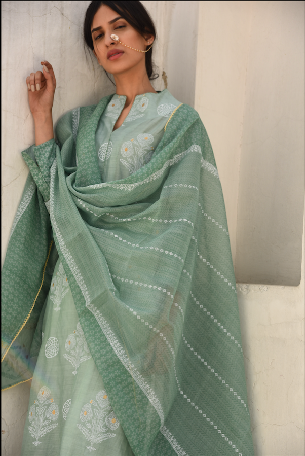 MINT GREEN COTTON SILK SUIT SET WITH CHANDERI DUPATTA - SET 0F 3