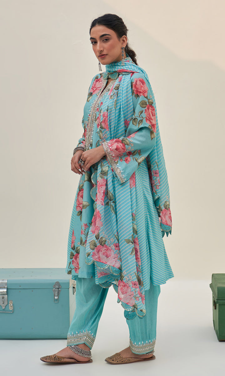 Noor-E-Bagh - Turqoise Floral Embroidered Choga Set- Set Of 3