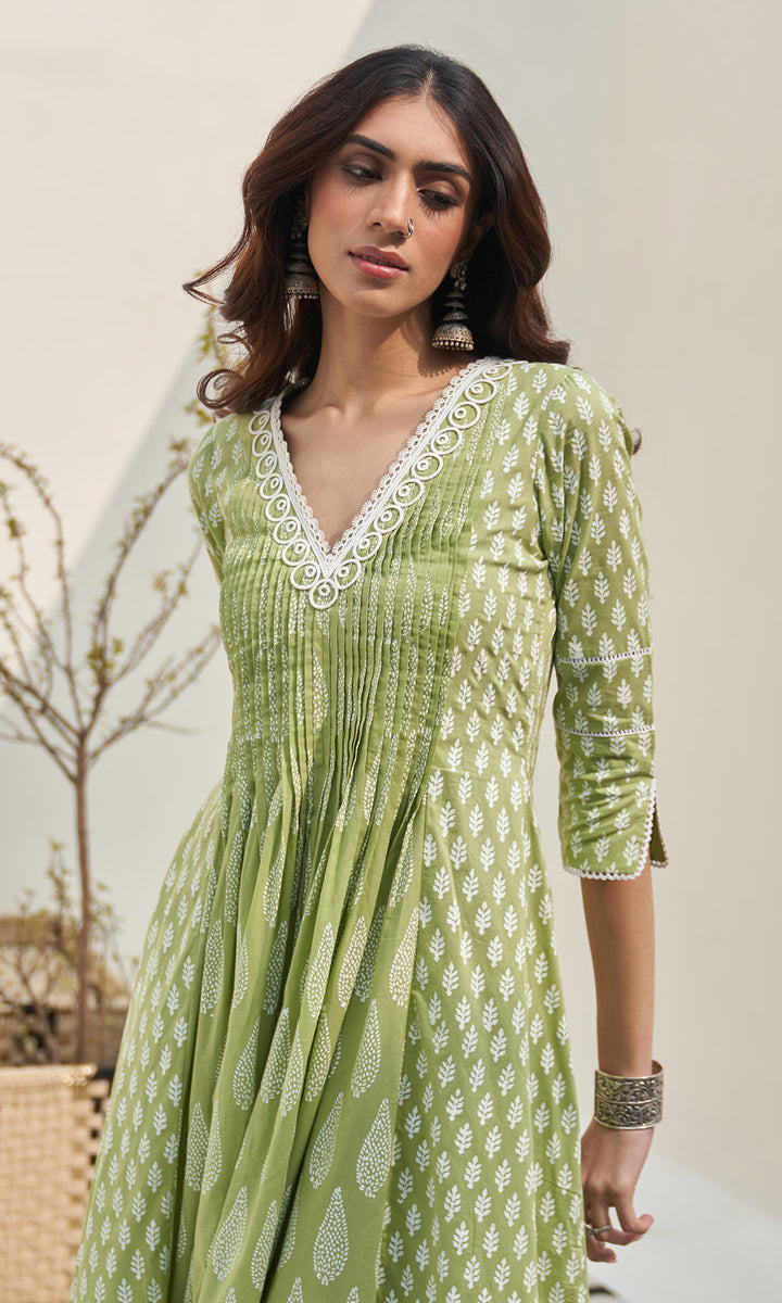 Jannat 2.0 Pista Green Block Printed Pintuck Kurta  Set - Set Of 3