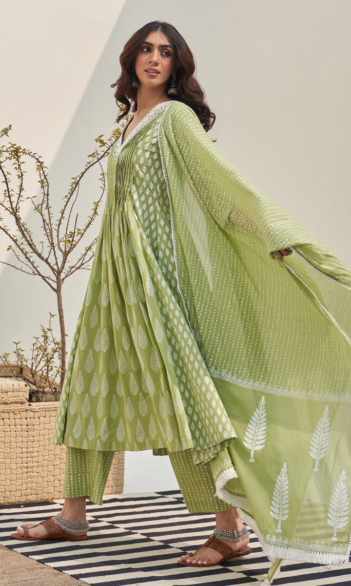 Jannat 2.0 Pista Green Block Printed Pintuck Kurta  Set - Set Of 3